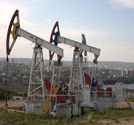 Башнефть начала экспорт нефти с месторождения им. Требса и Титова в объеме 2 тыс т в сутки