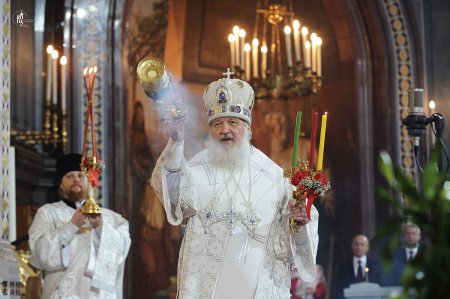Патриарх Кирилл в День крещения Руси будет молиться о воцарении мира на Украине