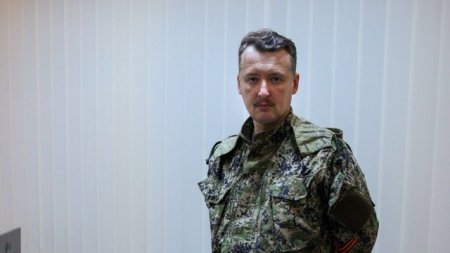 Стрелков объяснил, что нужно делать со сдавшимися в плен украинскими военными