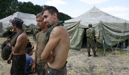 СМИ: Интернированных военных в России предлагают отправлять на обязательные общественные работы