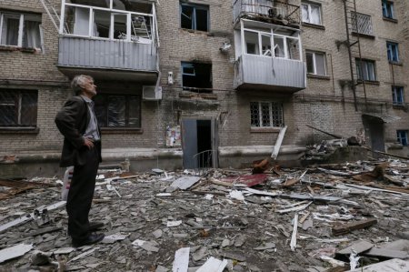 Украинские каратели усиливают обстрелы городов Новороссии