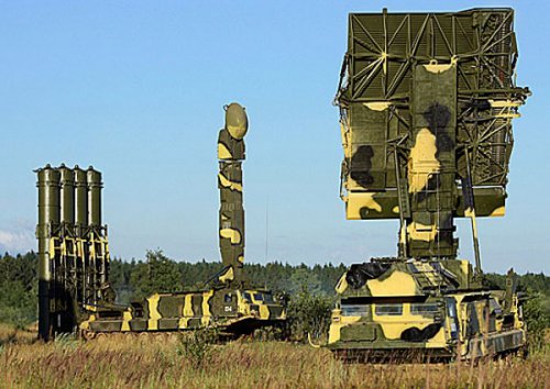 Концерн ПВО Алмаз-Антей начинает поставки в войска зенитных ракетных систем С-300В4