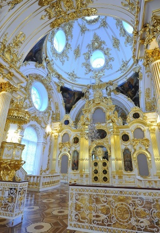 В Эрмитаже после реставрации открылась домовая церковь Юсуповского дворца