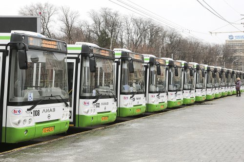 На улицы Ростова-на-Дону вышли 50 новых автобусов ЛиАЗ