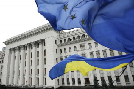 ​Британский эксперт: Политика ЕС на Украине — большая глупость