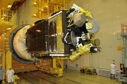 Новый российский спутник связи тяжелого класса «Экспресс-АМ6» введен в эксплуатацию