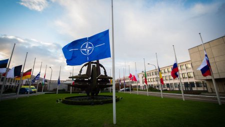 Киев манипулирует НАТО