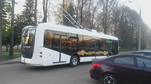 В Твери вышел на обкатку уникальный троллейбус для Севастополя