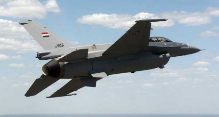 Иракская авиация уничтожила 26 полевых командиров "Исламского государства"