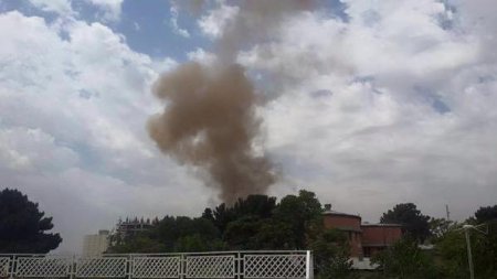 Взрыв террористы-смертники подорвали здание парламента в Афганистане