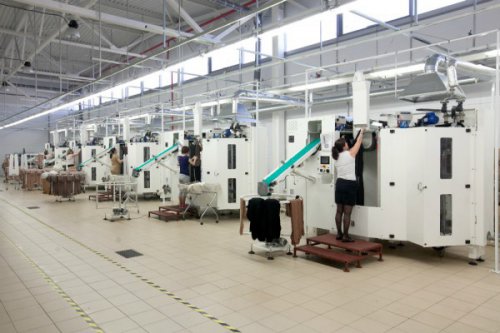В Подмосковье построена современная фабрика по производству женских колготок