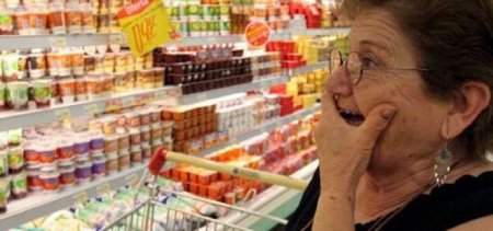 Россия запретила украинские продукты «на особых условиях»