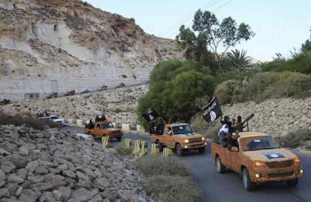 38 человек погибли в боях за ливийский Сирт. Боевики ИГ угрожают газовой атакой
