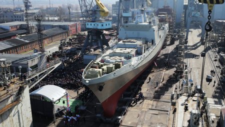 Новейший сторожевой корабль ВМФ РФ выполнил стрельбы на Балтике
