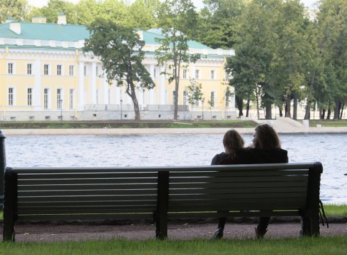 В Петербурге после капитального ремонта открылся Лопухинский сад