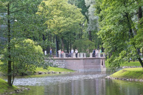 В Петербурге после капитального ремонта открылся Лопухинский сад