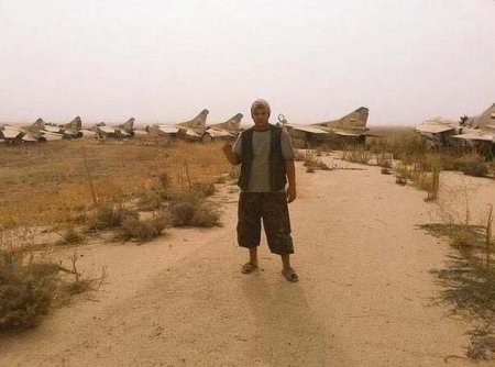 Исламисты заявляют о захвате большей части сирийской авиабазы Абу ад-Духур