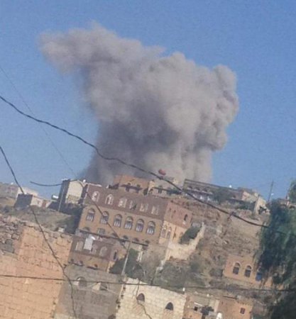 В результате авиаудара Саудовской Аравии по Йемену погибли 30 человек