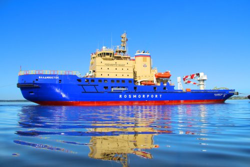 На Выборгском судостроительном заводе начались ходовые испытания головного ледокола «Владивосток»