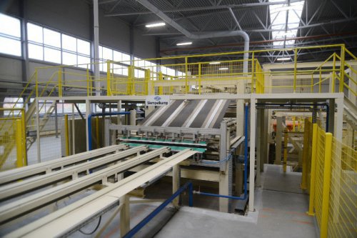 В Смоленской области запущена первая очередь завода по производству плит МДФ