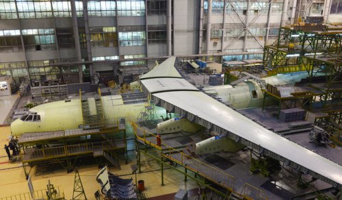 На заводе «Авиастар- СП» ведется стыковка планера первого самолёта-топливозаправщика Ил-78М-90А