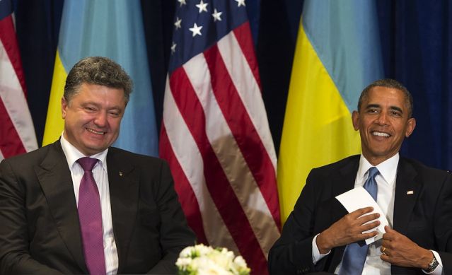 Белый дом: Обама подписал законопроект, позволяющий начать поставки оружия Украине