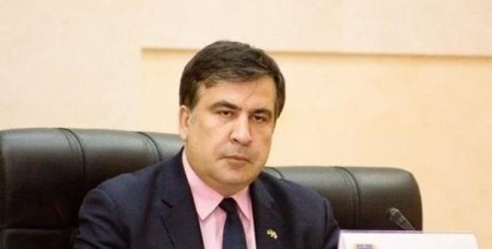 На 300 долларов нельзя жить ни одному министру, – Саакашвили