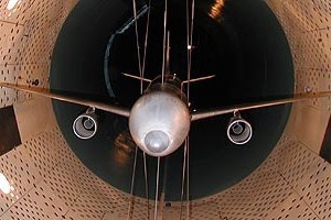 В трансзвуковой трубе «ЦАГИ» успешно испытана модель самолета МС-21-200