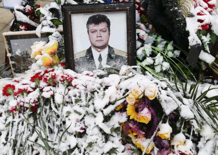 Имя погибшего в Сирии российского лётчика присвоят одному из истребителей Су-34