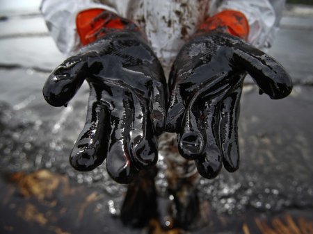 Стоимость барреля нефти Brent поднялась выше 35 долларов