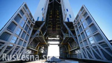 Научный спутник «Ломоносов» доставлен на космодром Восточный