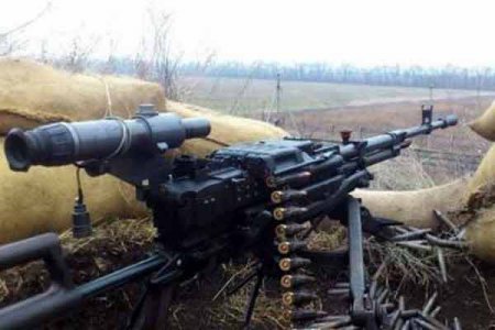 Украинские войска значительно усилили обстрелы городов Донбасса. В районе Ясиноватой появились боевики ПС