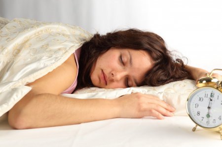Ученые: Шестичасовой сон хуже бессонницы