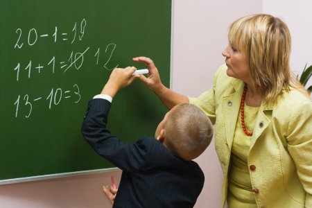 Ученые: Самооценка ребенка влияет на его способности к математике