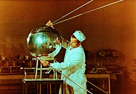 В честь Дня космонавтики на автопробеге задействуют макет первого спутника Земли