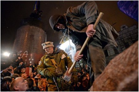 Расстрел – самое милосердное наказание для киевских могильщиков Украины. Юрий Селиванов