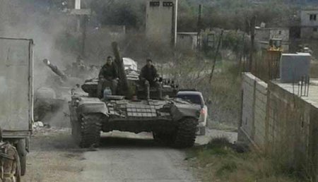 Сирийская армия пытается отбить промзону Ас-Синаа в Дейр-эз-Зоре