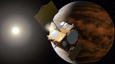 Японский зонд "Акацуки" начал масштабное изучение Венеры