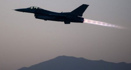 США уничтожили в Ираке "банк" боевиков ИГ со 150 миллионами долларов