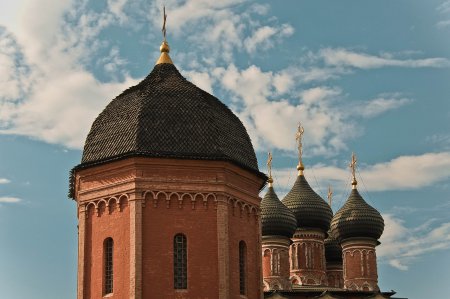 В Москве на территории монастыря нашли надгробия XVI века