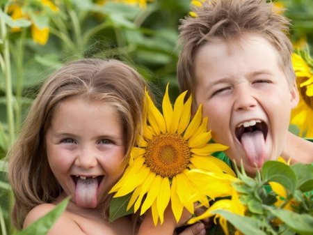 Ученые выяснили в чём секрет детского счастья