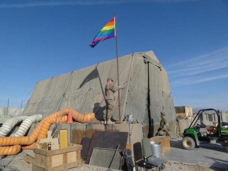 Открытый гей впервые возглавил один из родов войск армии США