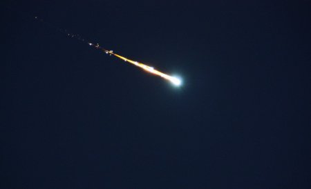 В американском штате Мэн приземлился метеорит размером с тостер
