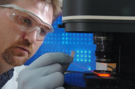 Ученые создали биочипы, которые диагностируют рак кишечника