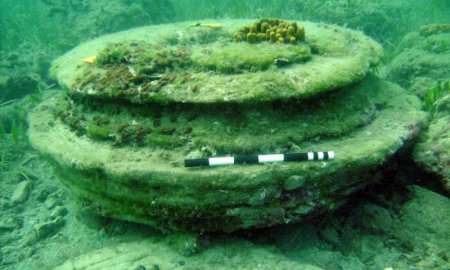 Ученые: Подводным «затерянным городом» оказались геологические образования