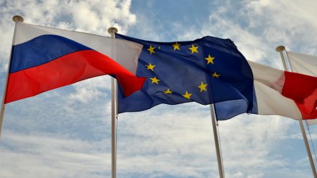 Сенат Франции 8 июня рассмотрит резолюцию о постепенном снятии санкций с РФ