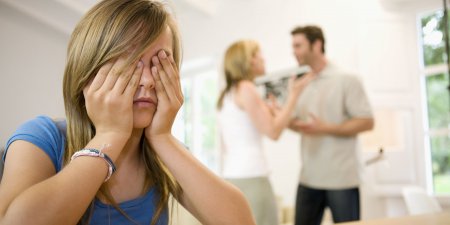 Учёные: Насилие в семье может подтолкнуть ребенка к самоубийству