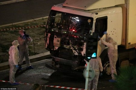 84 человека погибли в результате теракта в Ницце