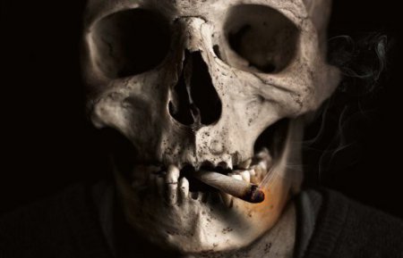 Ученые: Неспособность к курению погубила неандертальцев