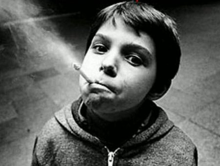Найдена причина зависимости от сигарет и спиртного у подростков